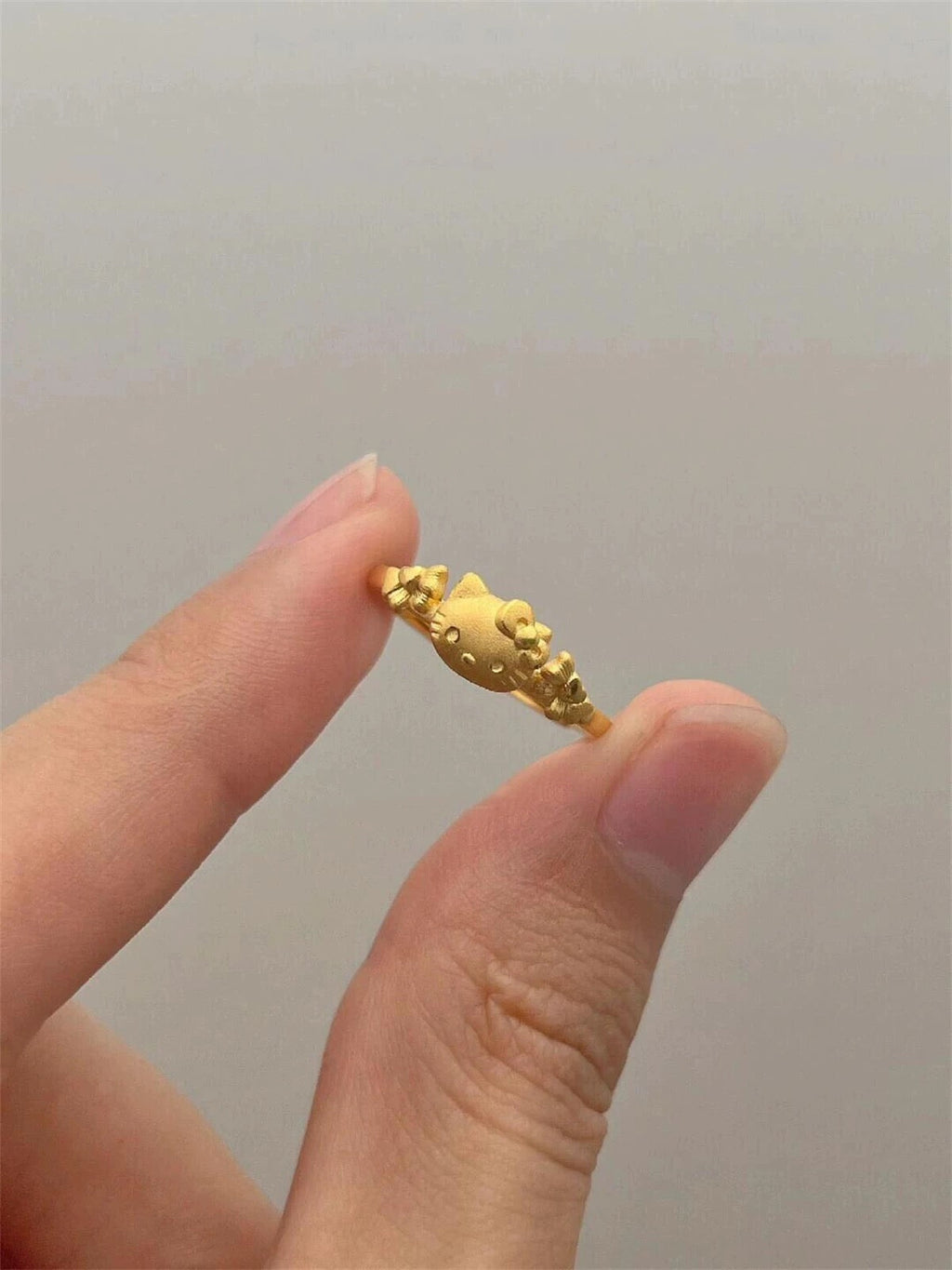 Gold ring