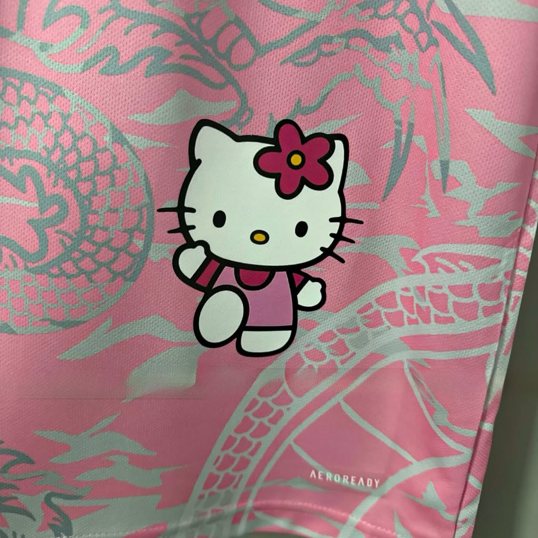 Kitty Real Madrid Jersey