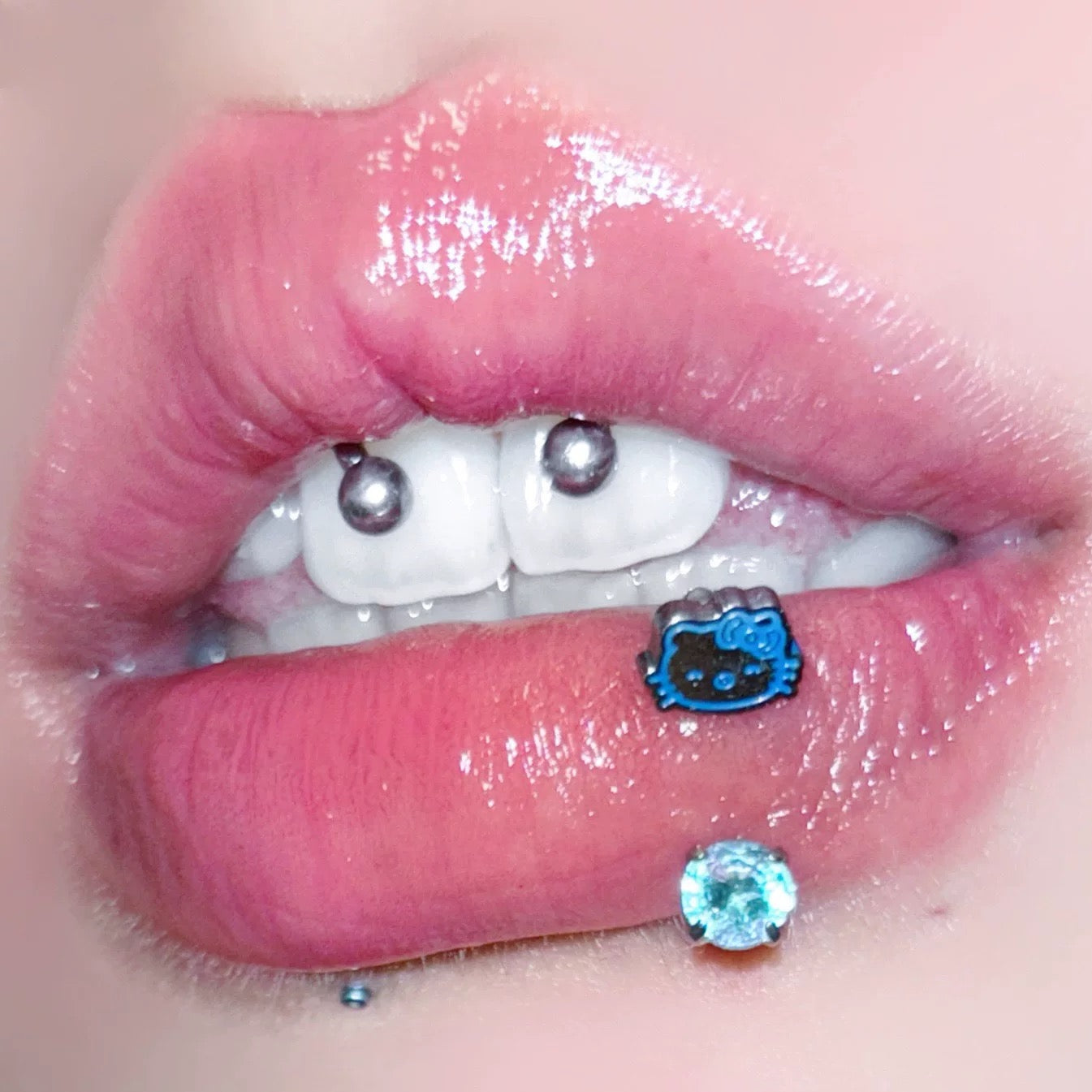 Kitty lip piercing