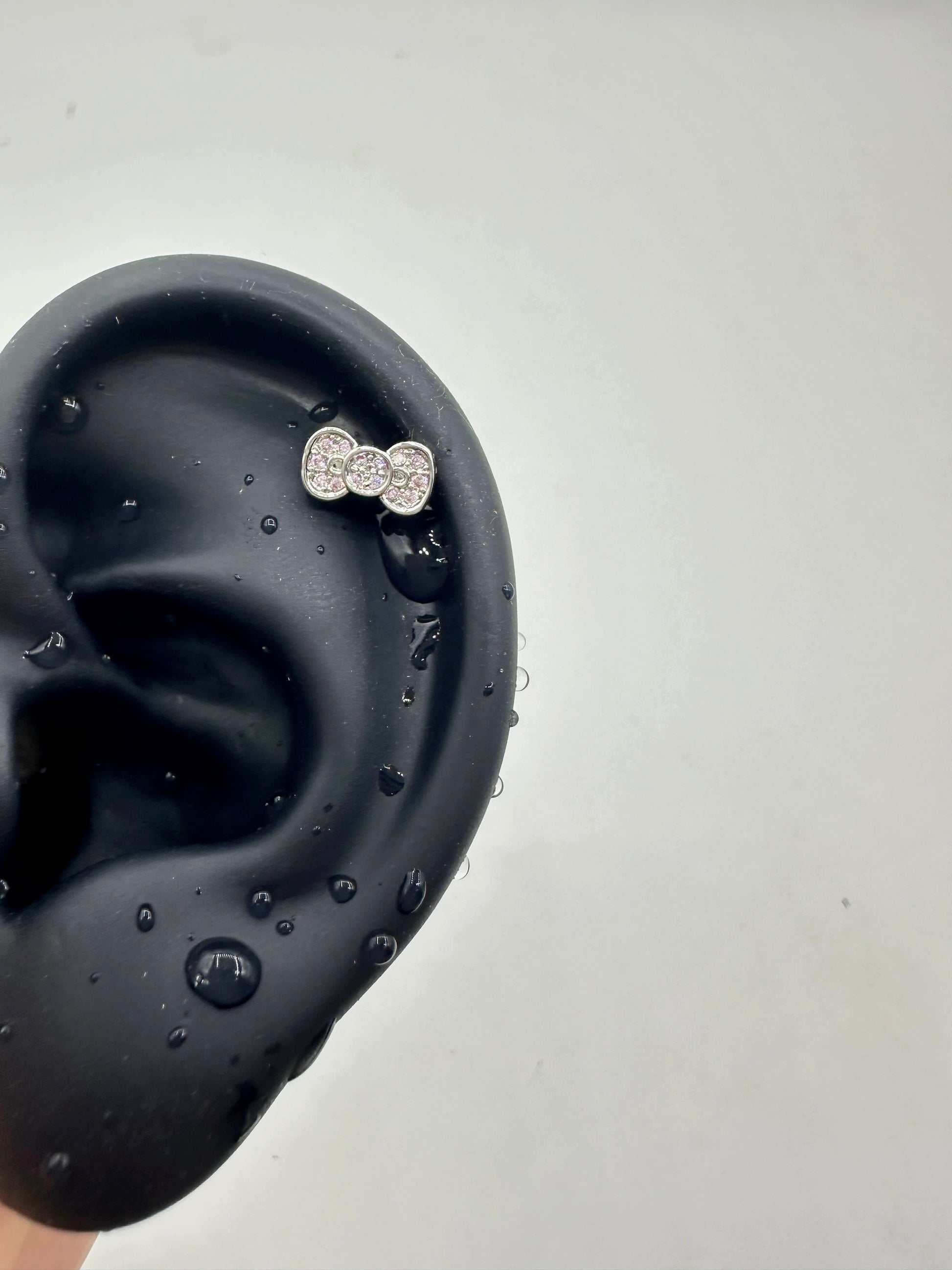 Pink bow stones kitty earrings