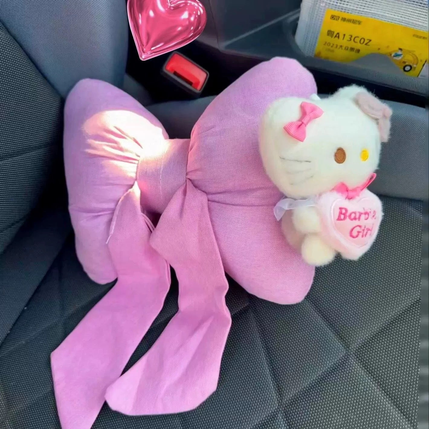 Hellokitty plush luxury neck cushion