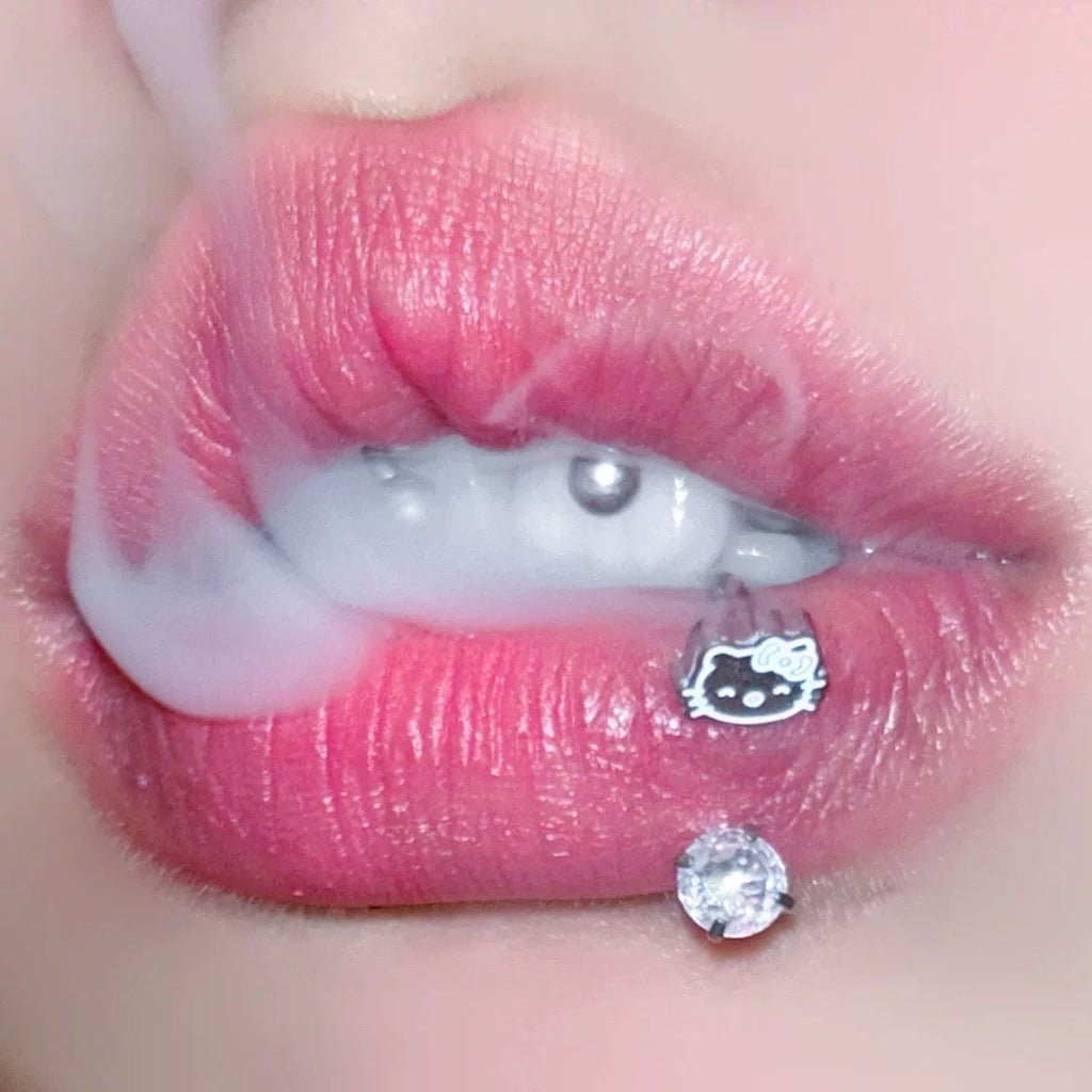 Kitty lip piercing