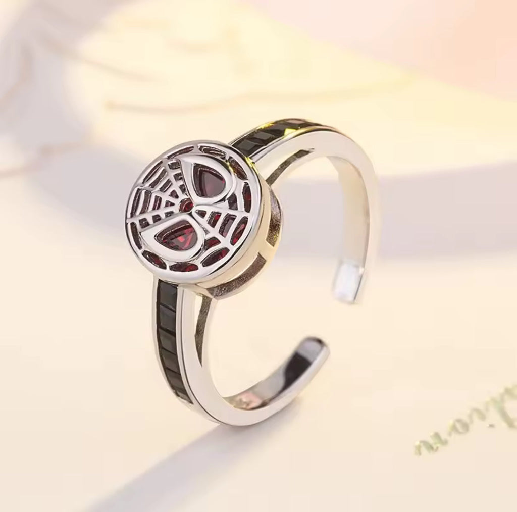 Kitty x Spidey ring set