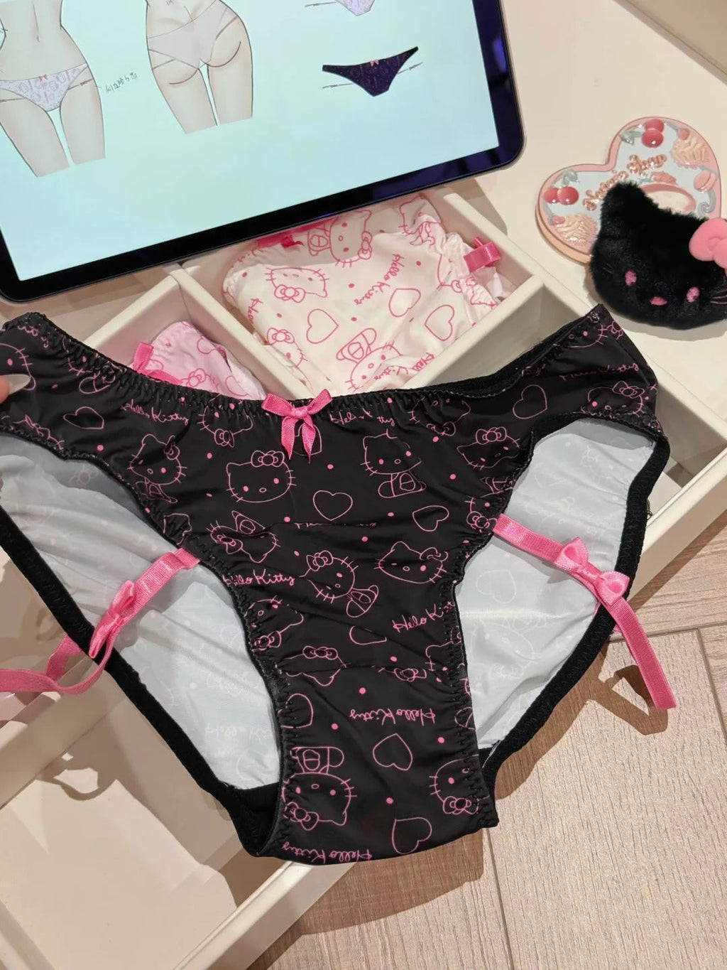 Hello kitty Women's Underwear Briefs Panties With Leg Rings